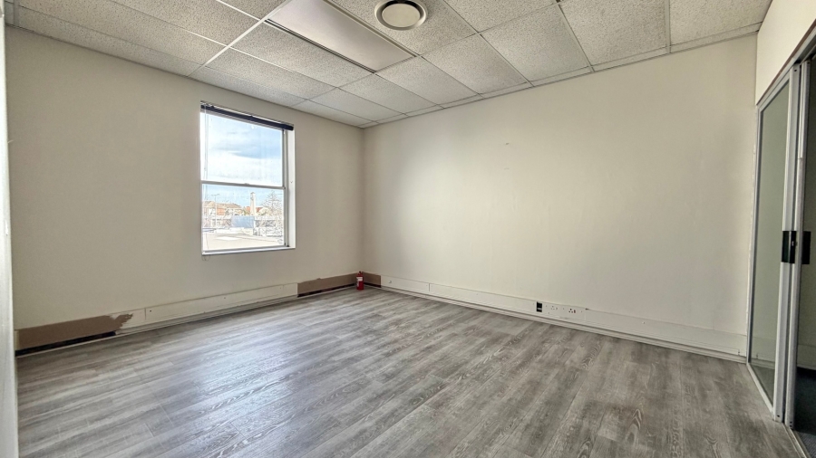 To Let Commercial Property for Rent in Somerset West Western Cape